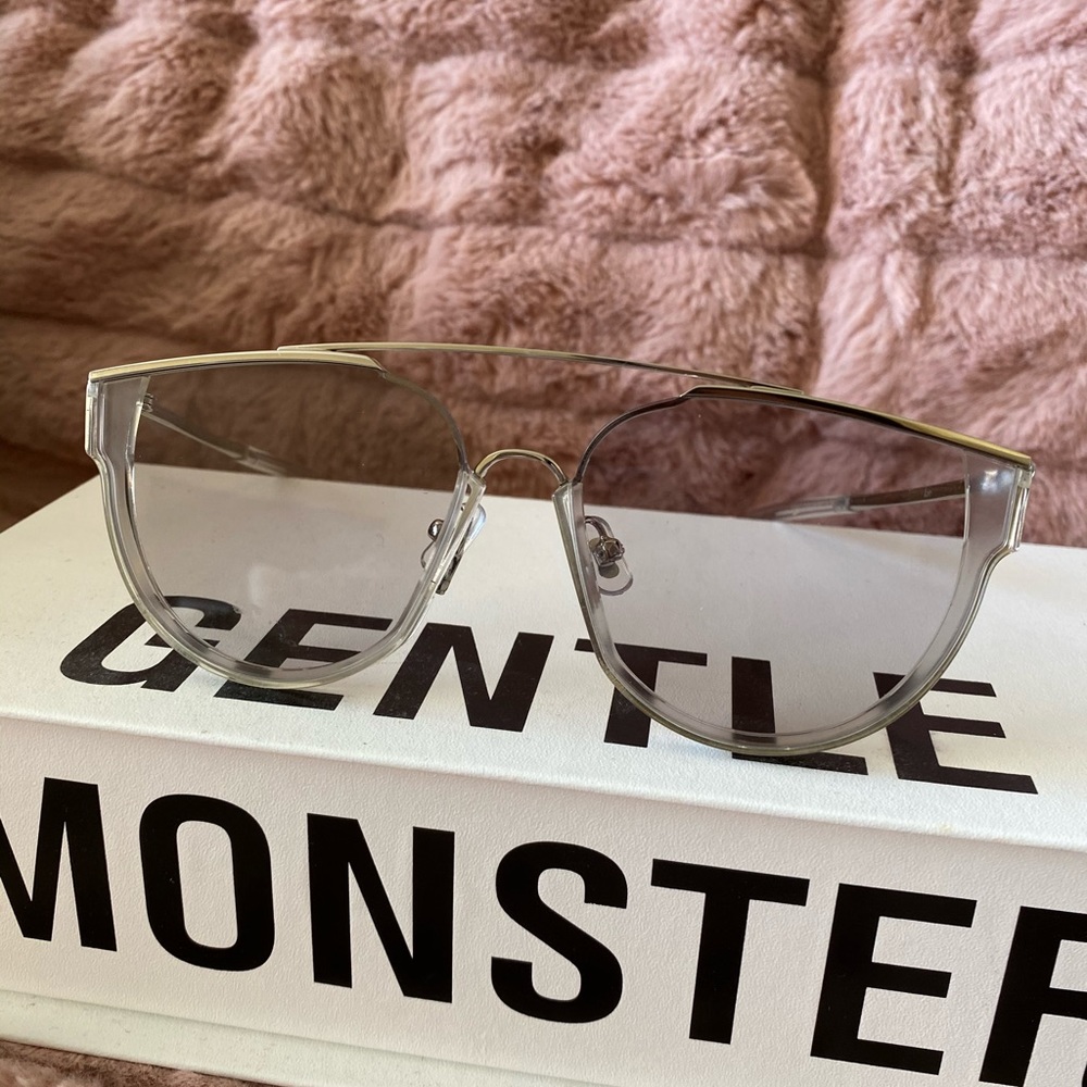 GENTLE MONSTER LOE C1 SUNGLASSES - Picture 2 of 6
